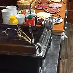 Na Slunicku Apartment *